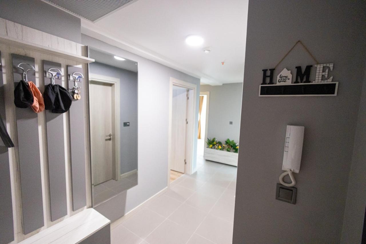 19Th & 18Th Floor Secure Apartments With Pool & Fitness & Parking Included In Price スコピエ エクステリア 写真