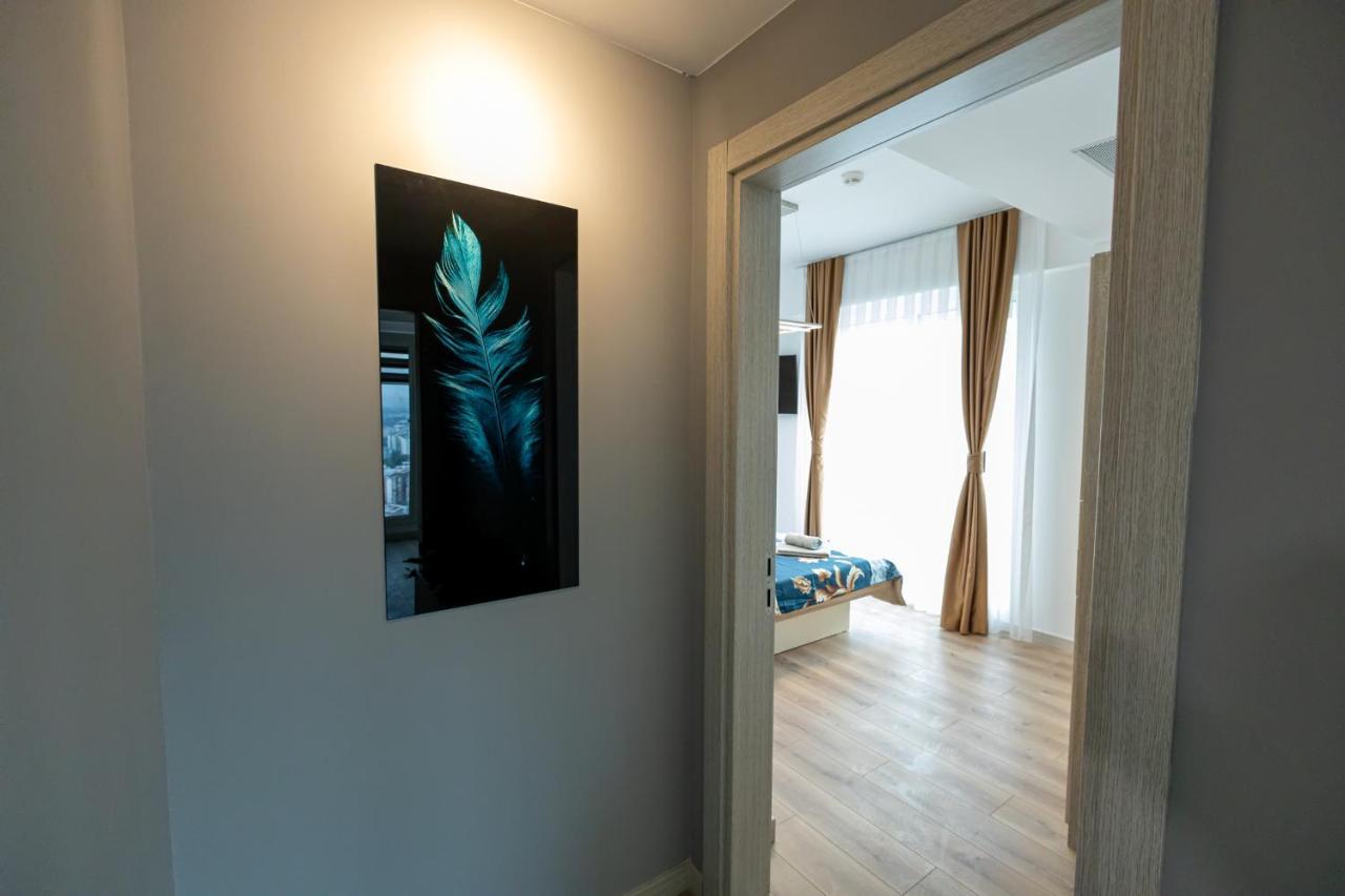 19Th & 18Th Floor Secure Apartments With Pool & Fitness & Parking Included In Price スコピエ エクステリア 写真