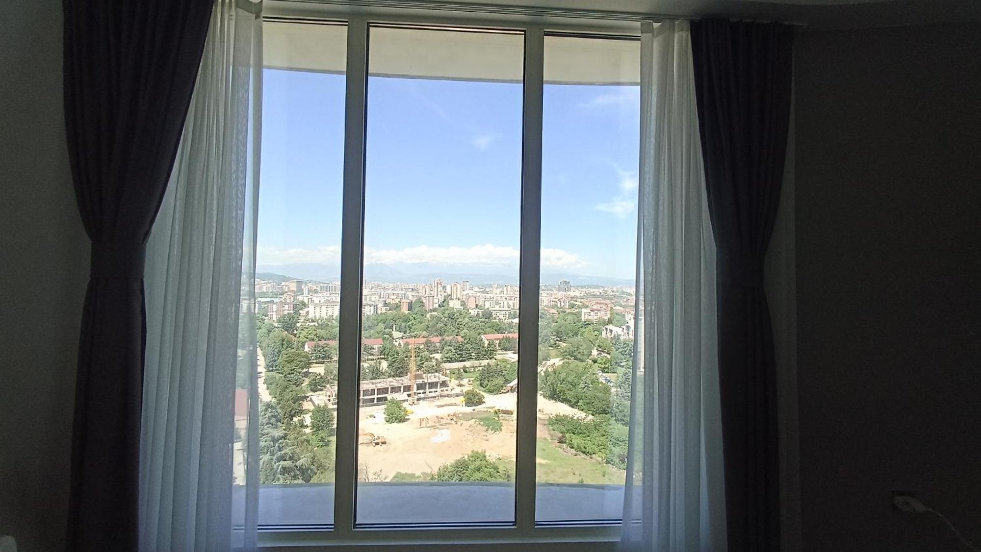 19Th & 18Th Floor Secure Apartments With Pool & Fitness & Parking Included In Price スコピエ エクステリア 写真